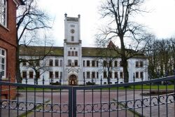 Aurich, Schloss